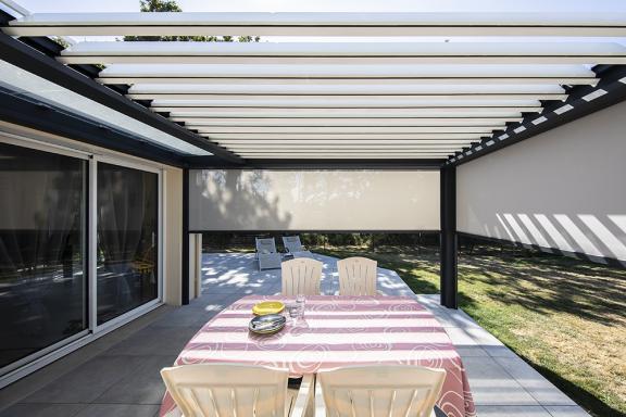 Pergola Akena - Bioclimatique sur terrasse