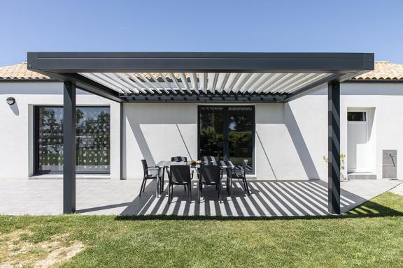 Akena Pergola - Bioclimatique - Réguler lumière