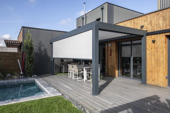 Akena - Pergola moderne - Stores screen motorisés