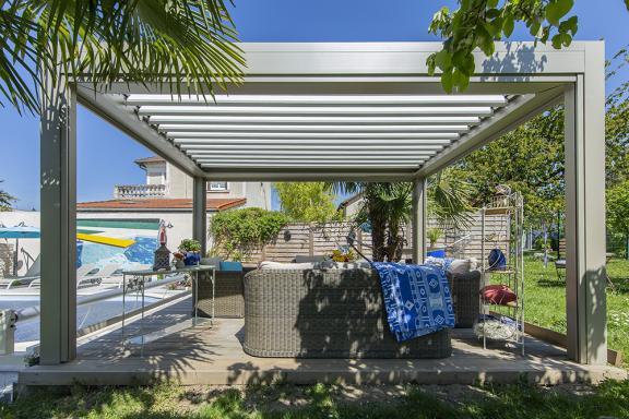 Akena Pergola - Salon bioclimatique - Stores screen motorisés