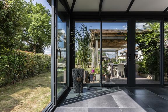 Akena Vérandas - Sur mesure - Aluminium gris