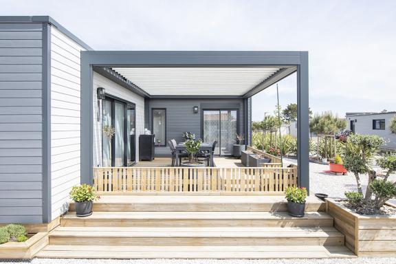 Akena Pergola - Bioclimatique adossée - Lames orientées