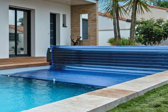 volet de piscine hors sol fixe