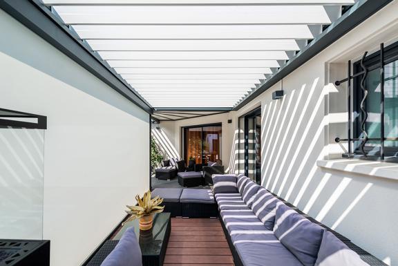 Akena Pergola - Double pergola bioclimatique - Lames orientables