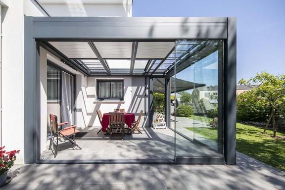 Akena - Pergola bioclimatique - Stores gris