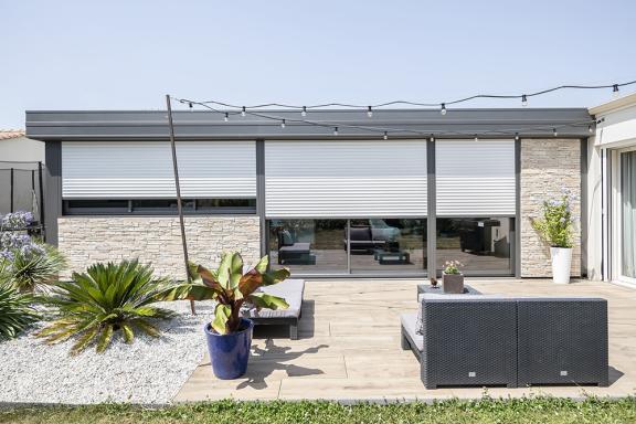 AKENA - Extension de maison - Volets roulants