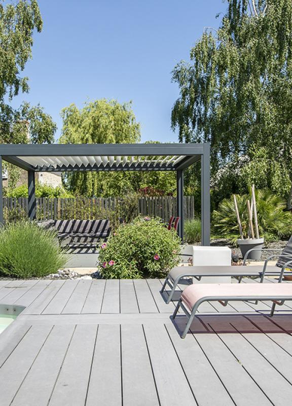 Akena Pergola - Multi-option Bioclimatique - Vue sur piscine