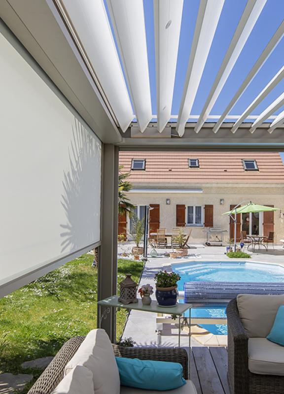 Akena Pergola - Salon bioclimatique - Sur mesure