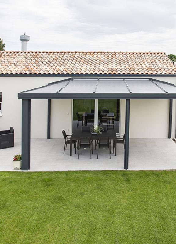 Akena Pergola - Toit fixe - Personnalisable