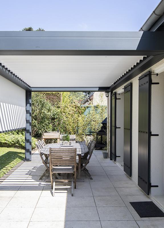 Akena - Pergola bioclimatique Nantes - Stores motorisés