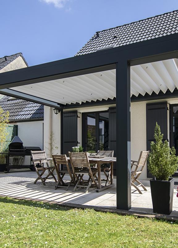 Akena - Pergola bioclimatique Nantes - Jardin