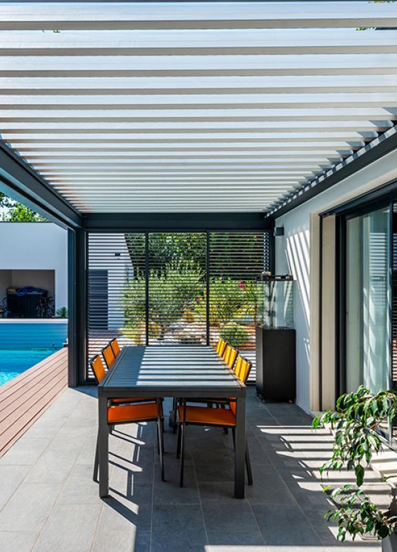 Akena Pergola - Double pergola bioclimatique - Lames orientée