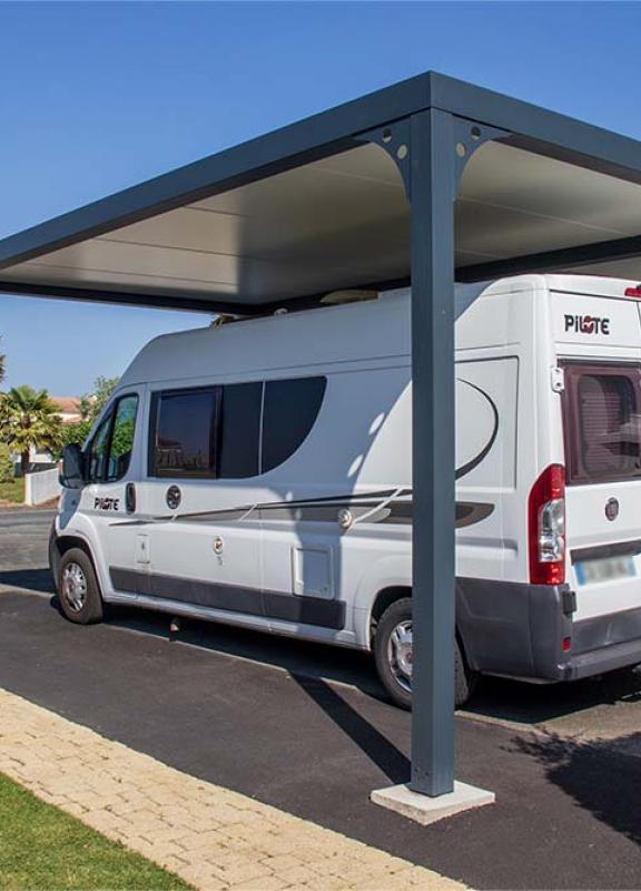 AKENA – Carport à toit plat pour camping-car