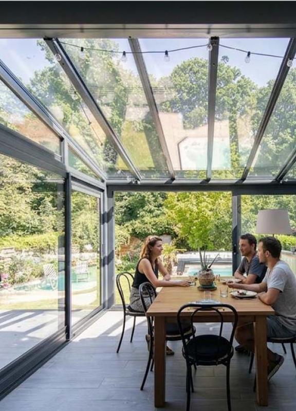 Akena Véranda - Toit vitré - Pièce de vie lumineuse