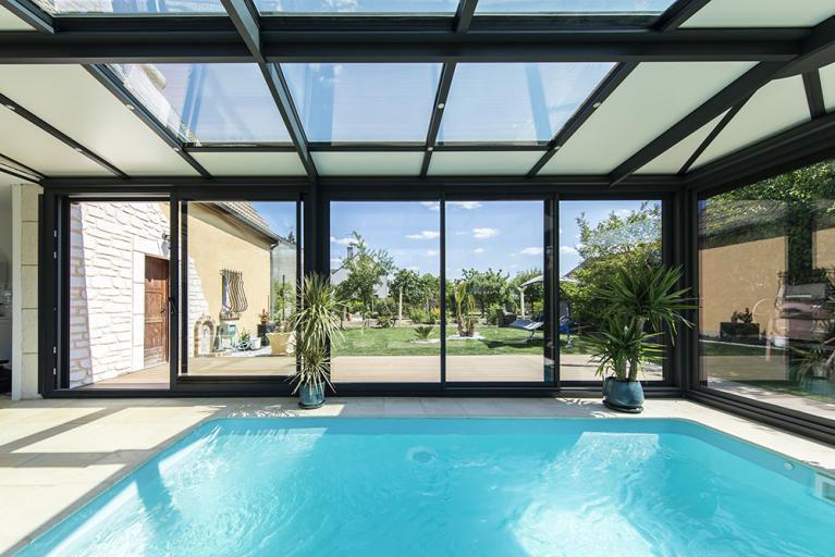 Akena Véranda - Agrandissement piscine - Vue jardin