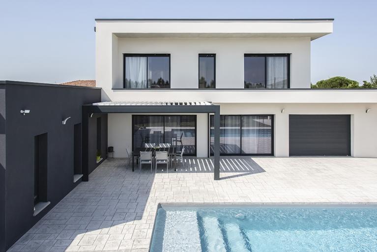 Akena - Pergola bioclimatique - Séjour d'été