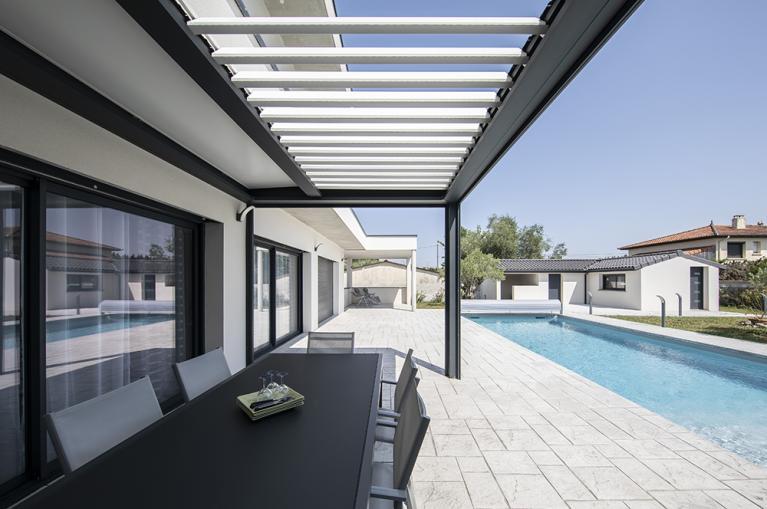 Akena - Pergola bioclimatique - Protection lames orientables