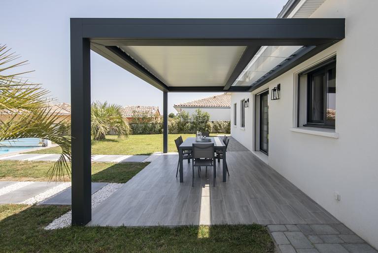 Akena Pergola - Lames perpendiculaires - Séjour