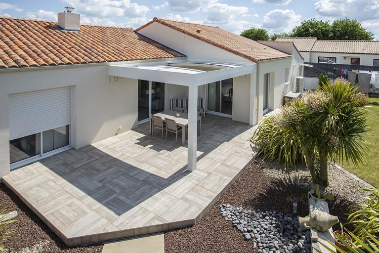 Akena Pergola sur terrasse