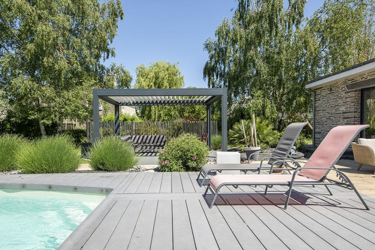 Akena Pergola - Multi-option Bioclimatique - Vue sur piscine