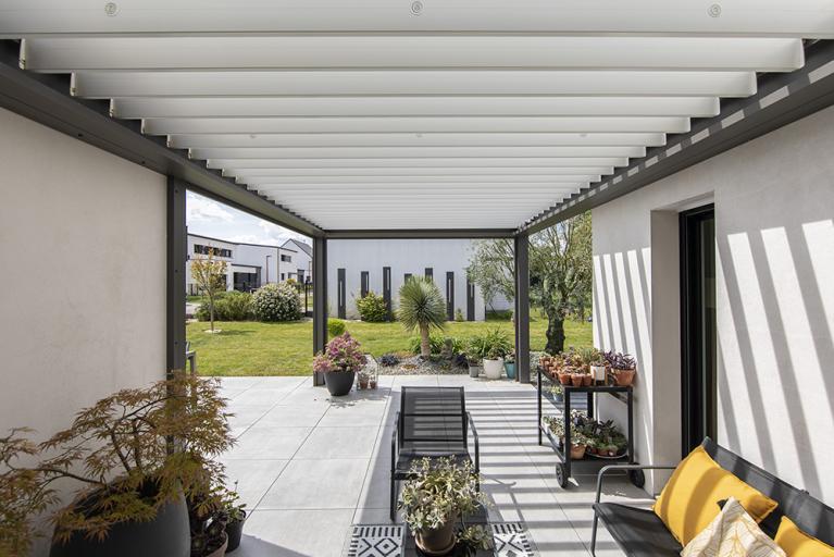 Akena Pergola Bioclimatique - Adossée façade