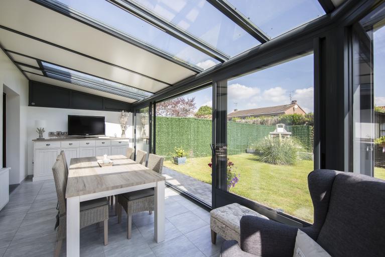 Akena Vérandas - Véranda alu - Vue sur jardin