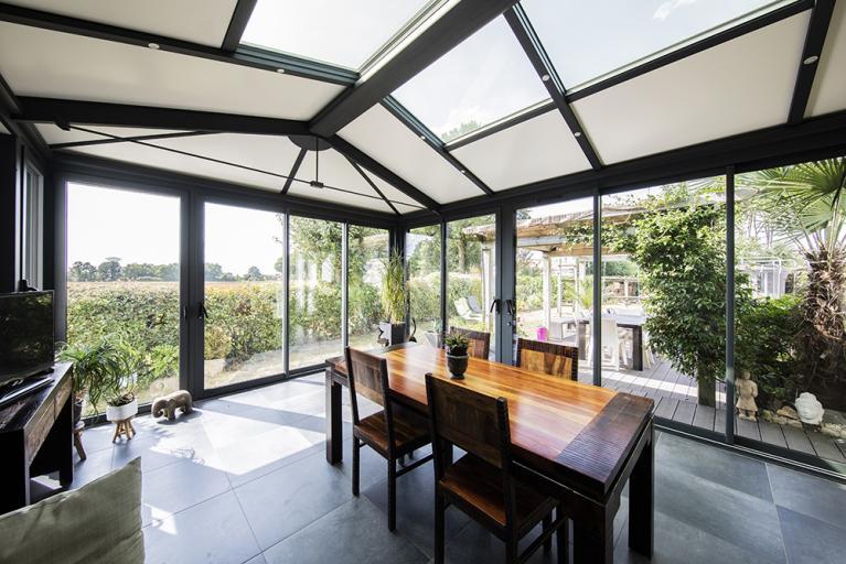 Akena Vérandas - Sur mesure - Salon séjour lumineux