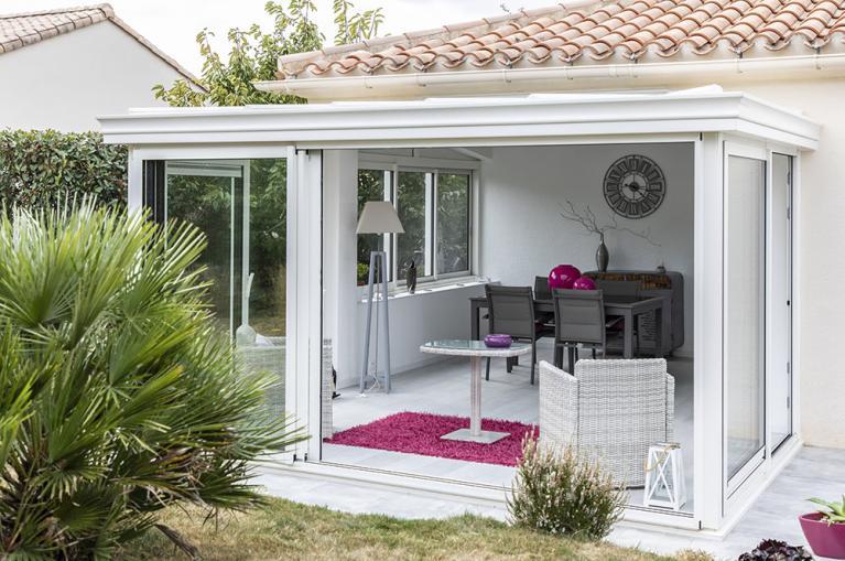 Akena Véranda - Droite avec arêtiers - Ouvert sur jardin