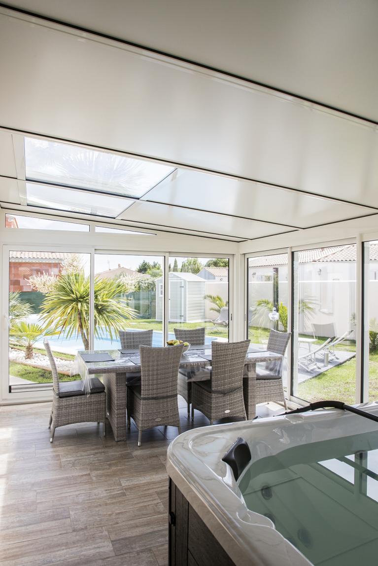 Akena Vérandas - Véranda et préau - Spa intérieur