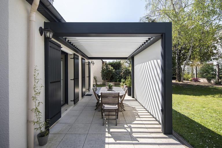 Akena - Pergola bioclimatique Nantes - Stores
