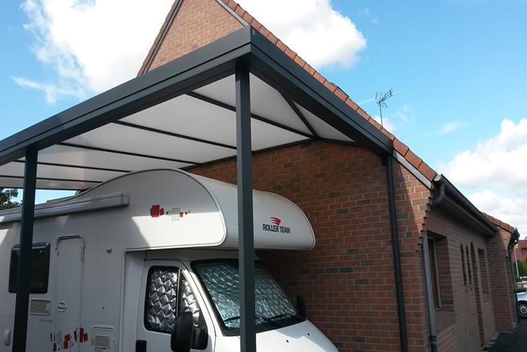 Akena Carport - Protection camping car 