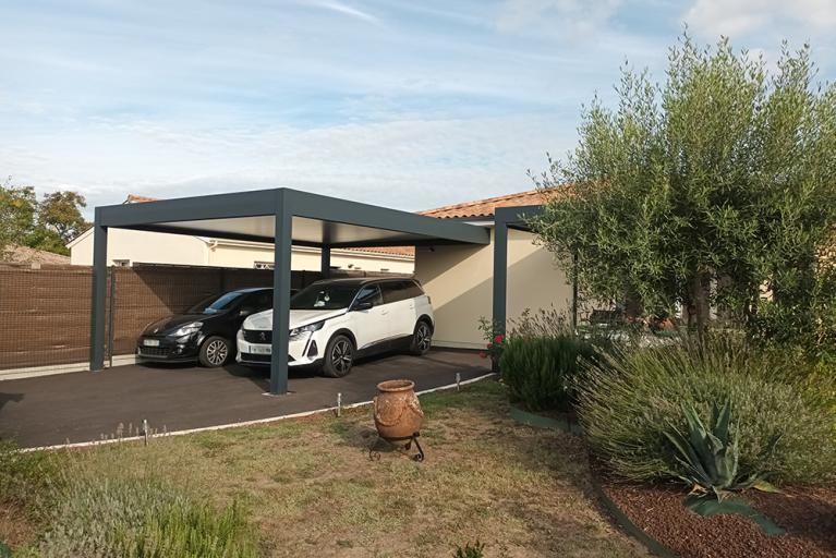 Le carport voiture CAPELLA