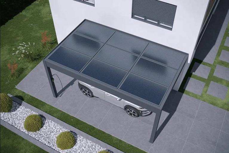 carport solaire Akena pour produire de l'électricité et recharger sa voiture