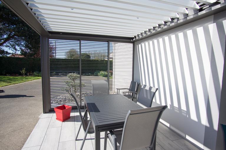 Akena Pergola - Bioclimatique - Brise-vue coulissants