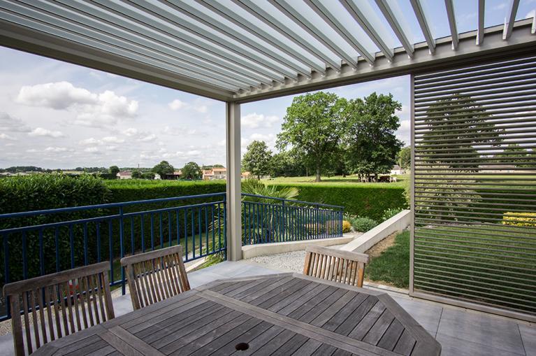 Akena Pergola - Bioclimatique - Brise-vue coulissant