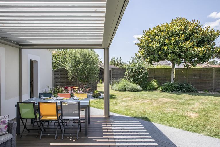 Akena Pergola - Bioclimatique - Lames orientées