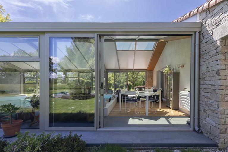 Akena - Véranda Dune Piscine - Vue sur le jardin