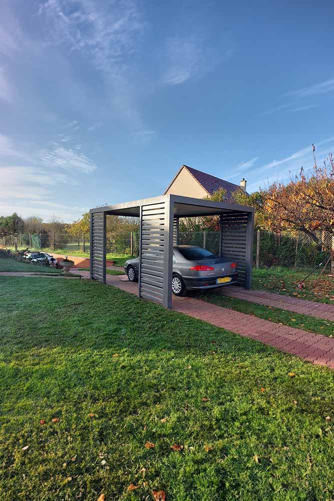 Akena concessionnaire - TOURY - Carport