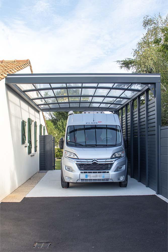AKENA – Carport à toit cintré pour camping-car
