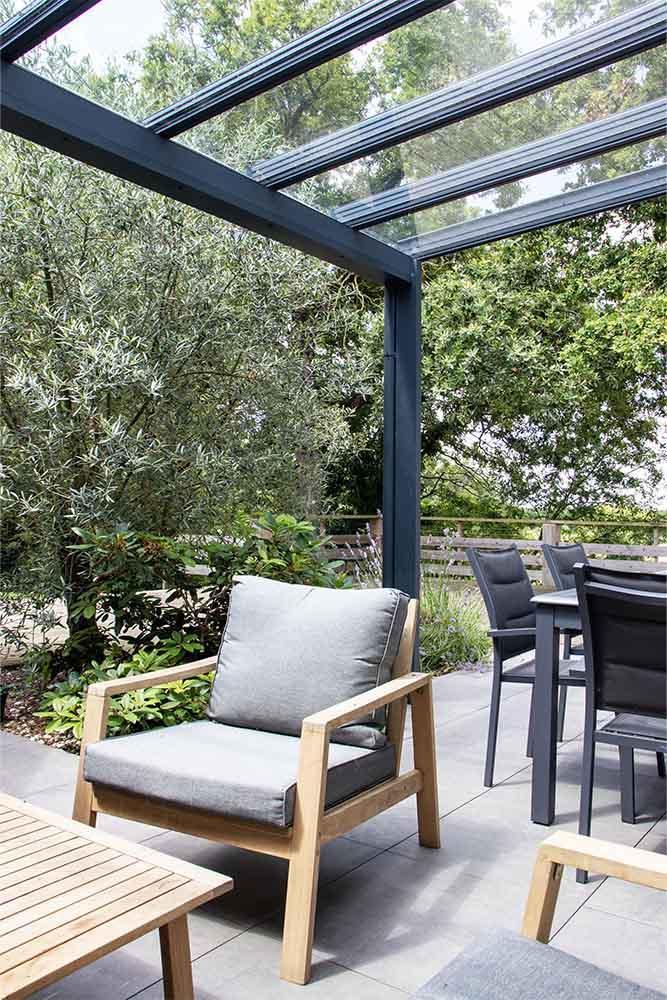 AKENA – Préau à toiture vitrée