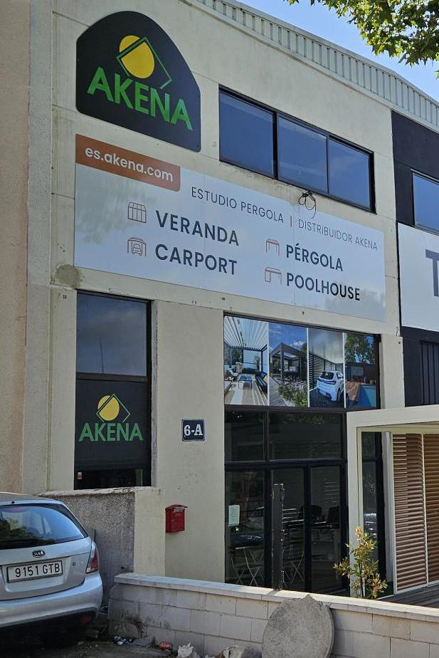 Akena Estudio Pergolas Las Rosas de Madrid