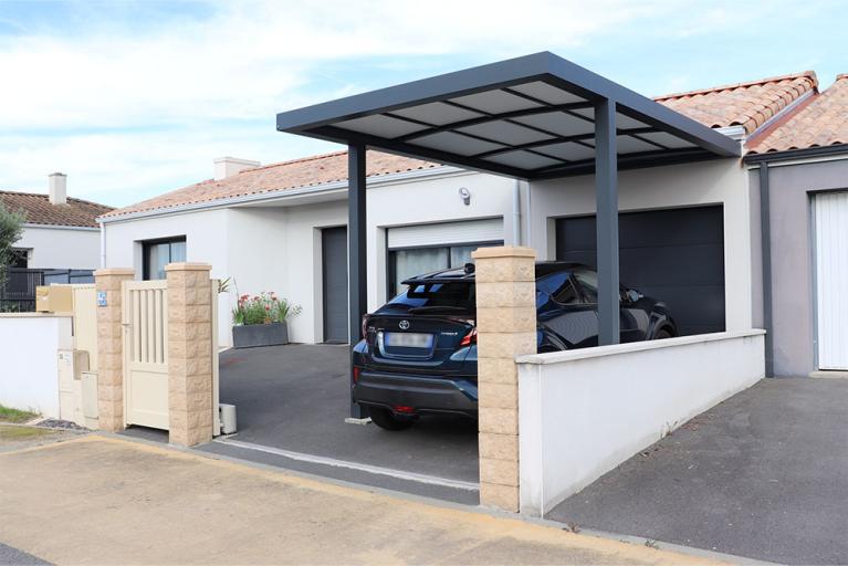Carport adossé