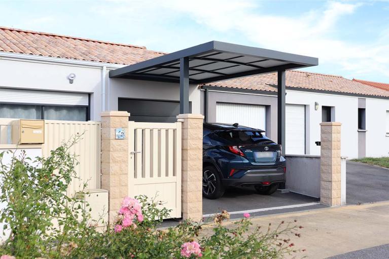 AKENA carport adossé