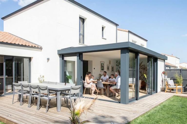 Akena Véranda - Moustiquaire - Terrasse en bois