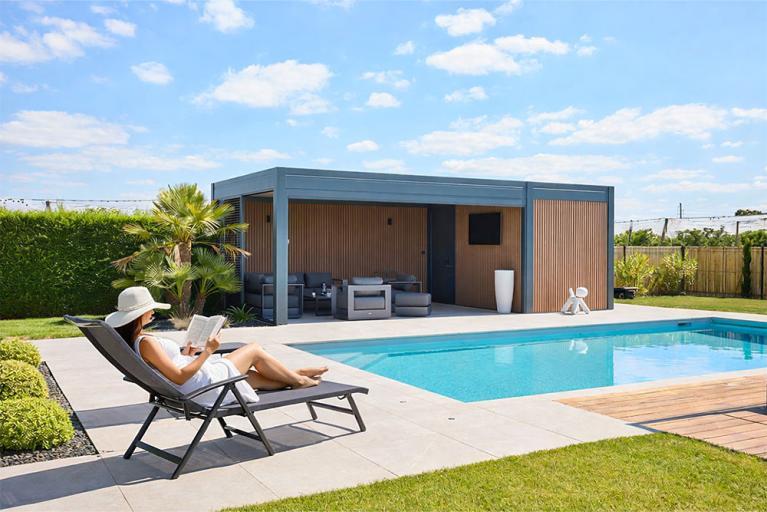 AKENA - Pool house humain